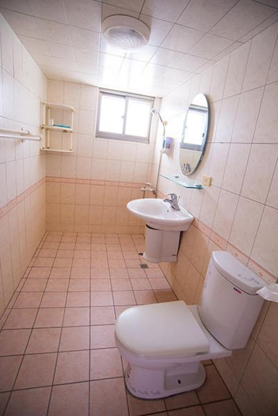 Xinghai Homestay II Манонг Екстериор снимка