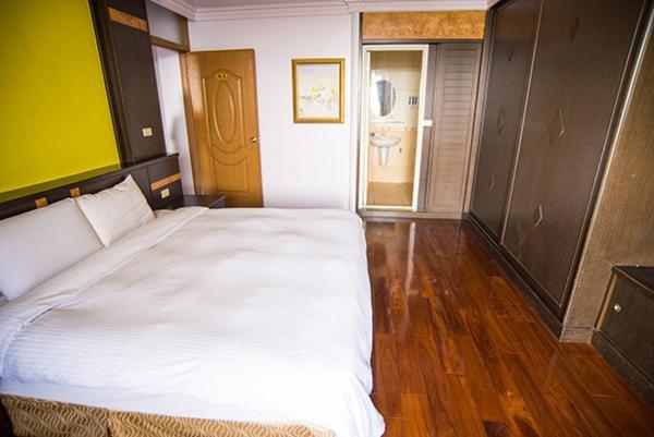 Xinghai Homestay II Манонг Екстериор снимка