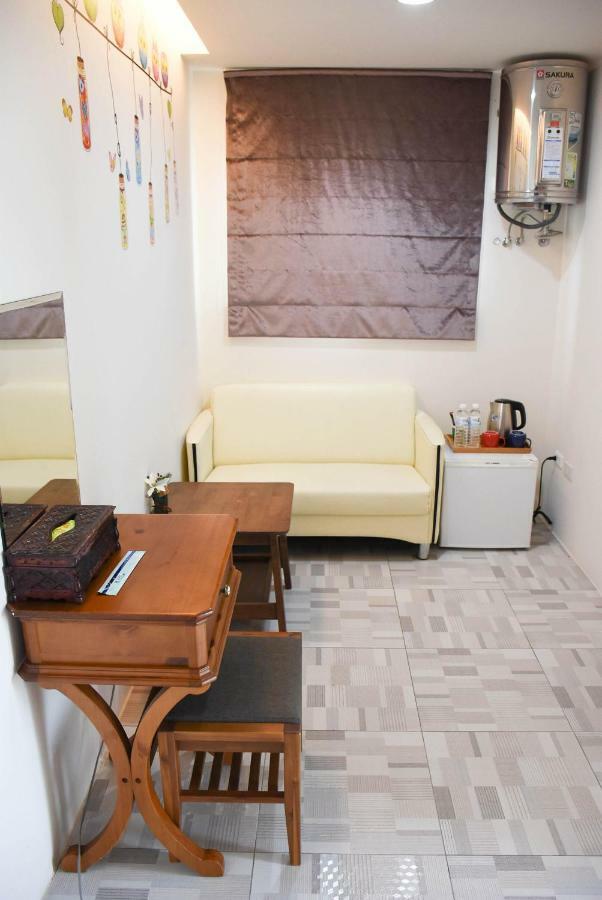 Xinghai Homestay II Манонг Екстериор снимка