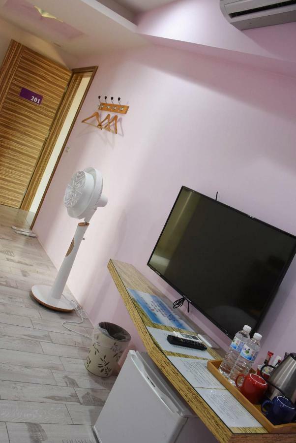 Xinghai Homestay II Манонг Екстериор снимка