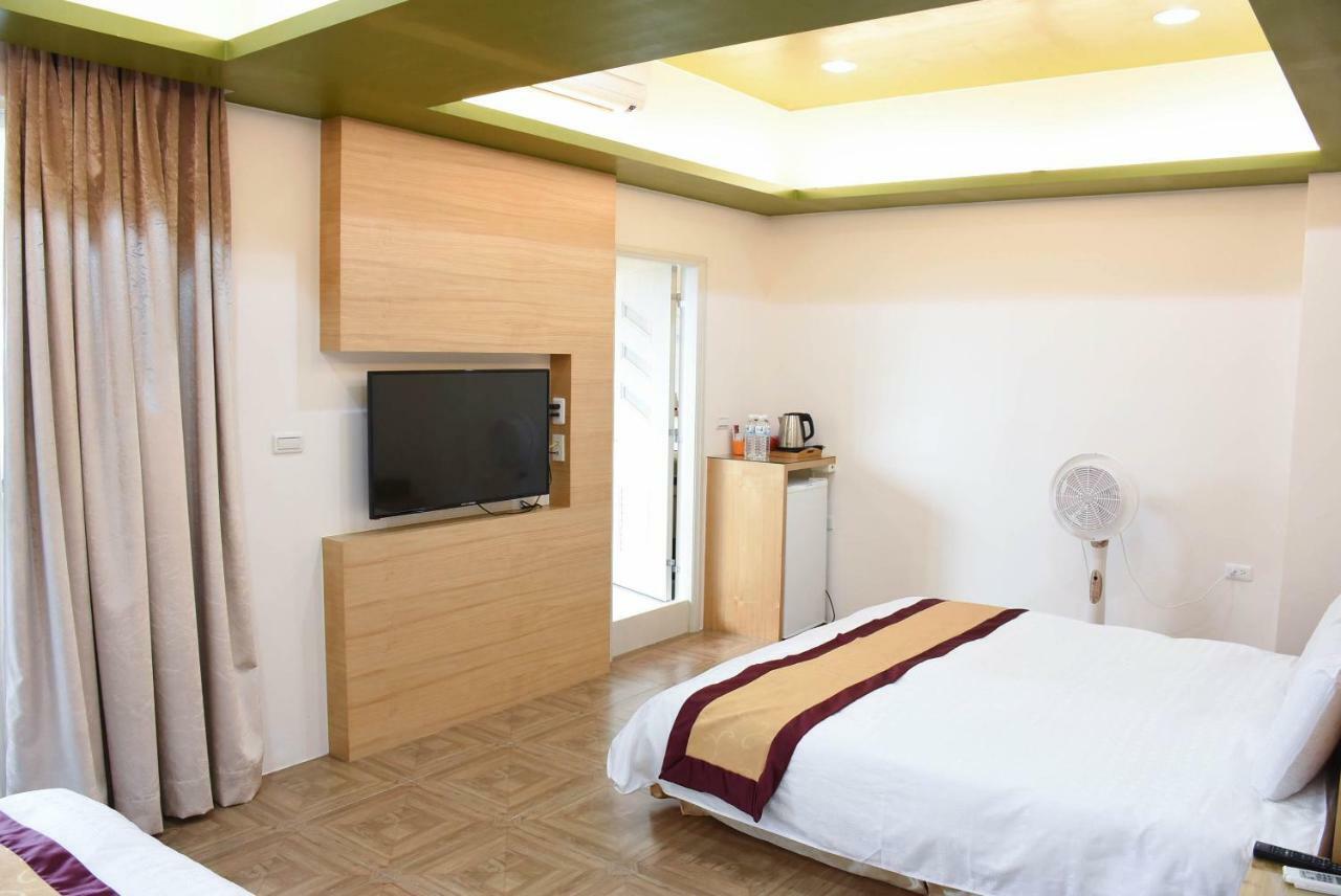 Xinghai Homestay II Манонг Екстериор снимка