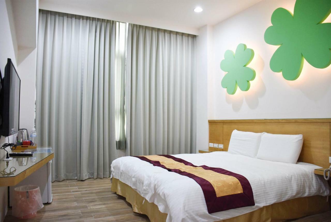 Xinghai Homestay II Манонг Екстериор снимка
