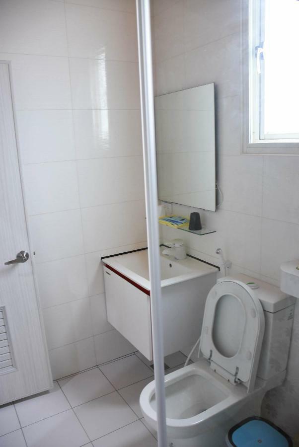 Xinghai Homestay II Манонг Екстериор снимка