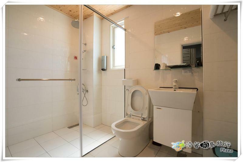 Xinghai Homestay II Манонг Екстериор снимка