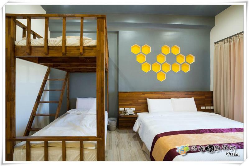 Xinghai Homestay II Манонг Екстериор снимка