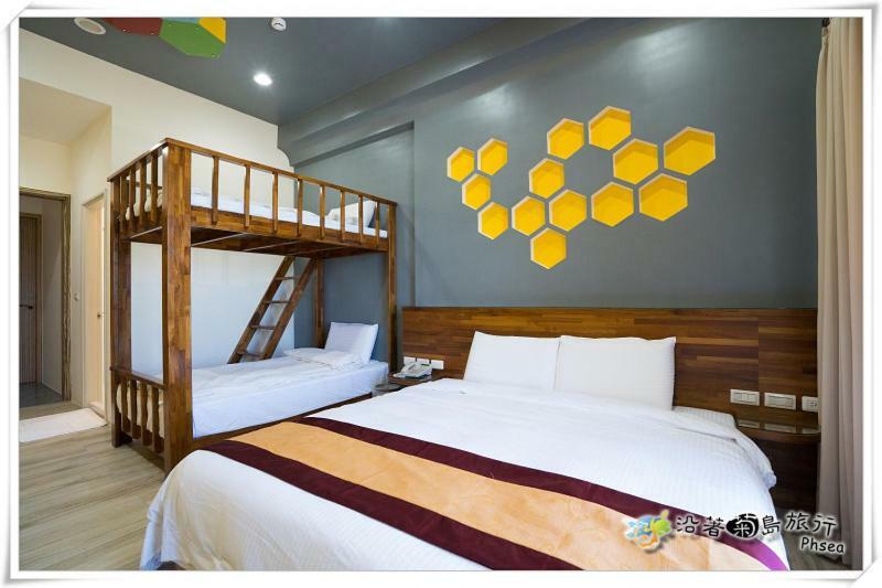 Xinghai Homestay II Манонг Екстериор снимка